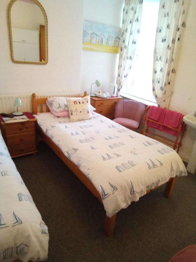 Applebys Guest House Holyhead Ruang foto